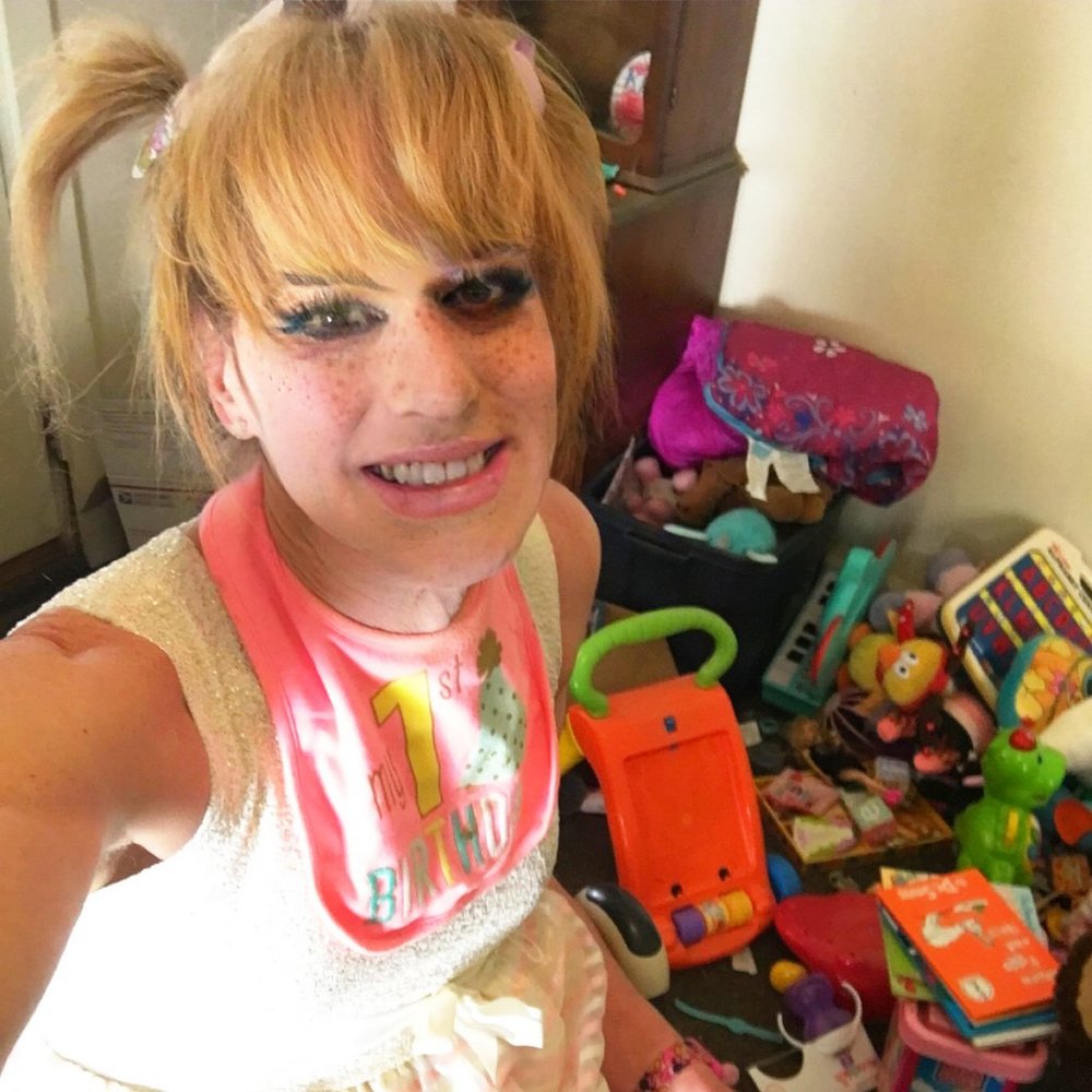 Meet your Posher, Kelly